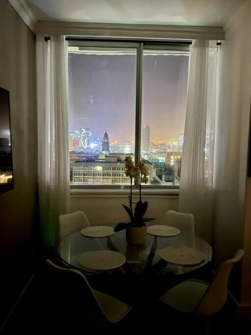 Modern, Trendy And Comfortable 2 Bedroom Apartment In Кейптаун Экстерьер фото